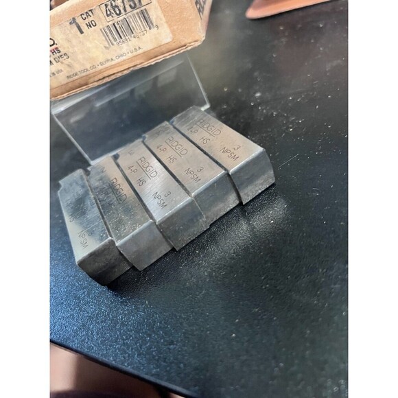 RIDGID 3" 4PJ NPSM HS Alloy Steel Pipe Dies 46737 - Picture 2 of 3